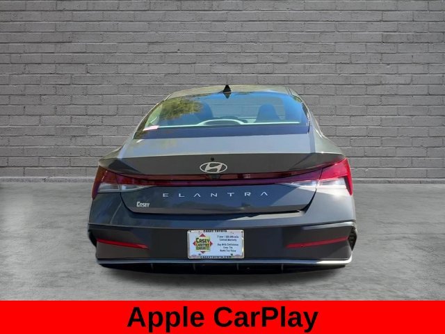 Used 2024 Gray Hyundai SEL image 4