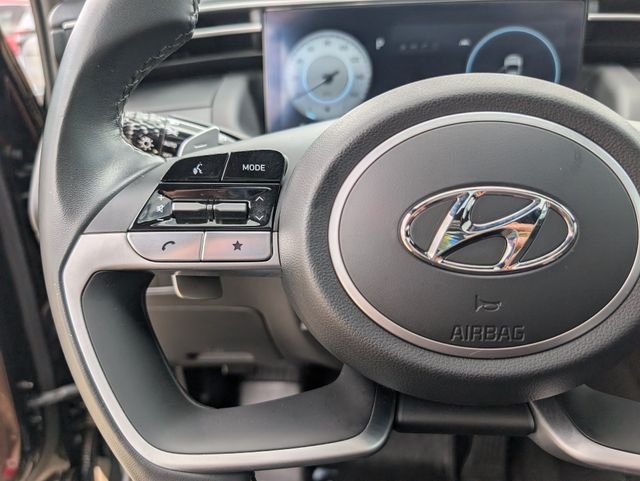 Used 2023 Black Hyundai SEL Premium image 13