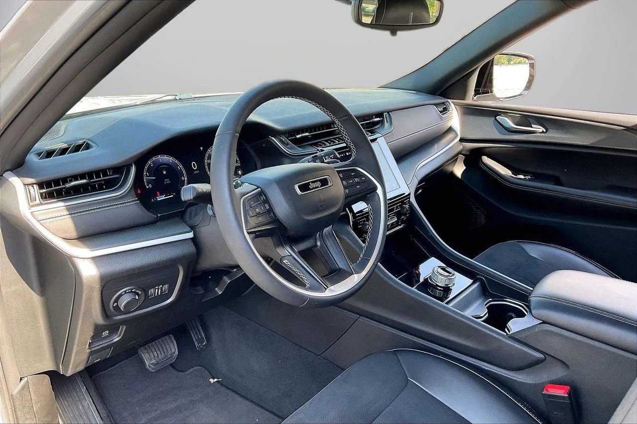 Certified Used 2023 Silver Jeep Altitude X image 20