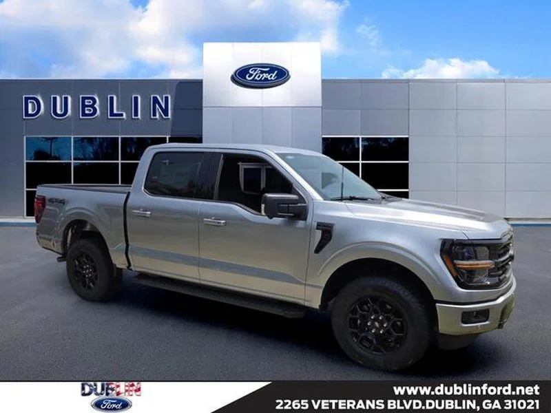 New 2026 Iconic Silver Metallic Ford XLT image 1
