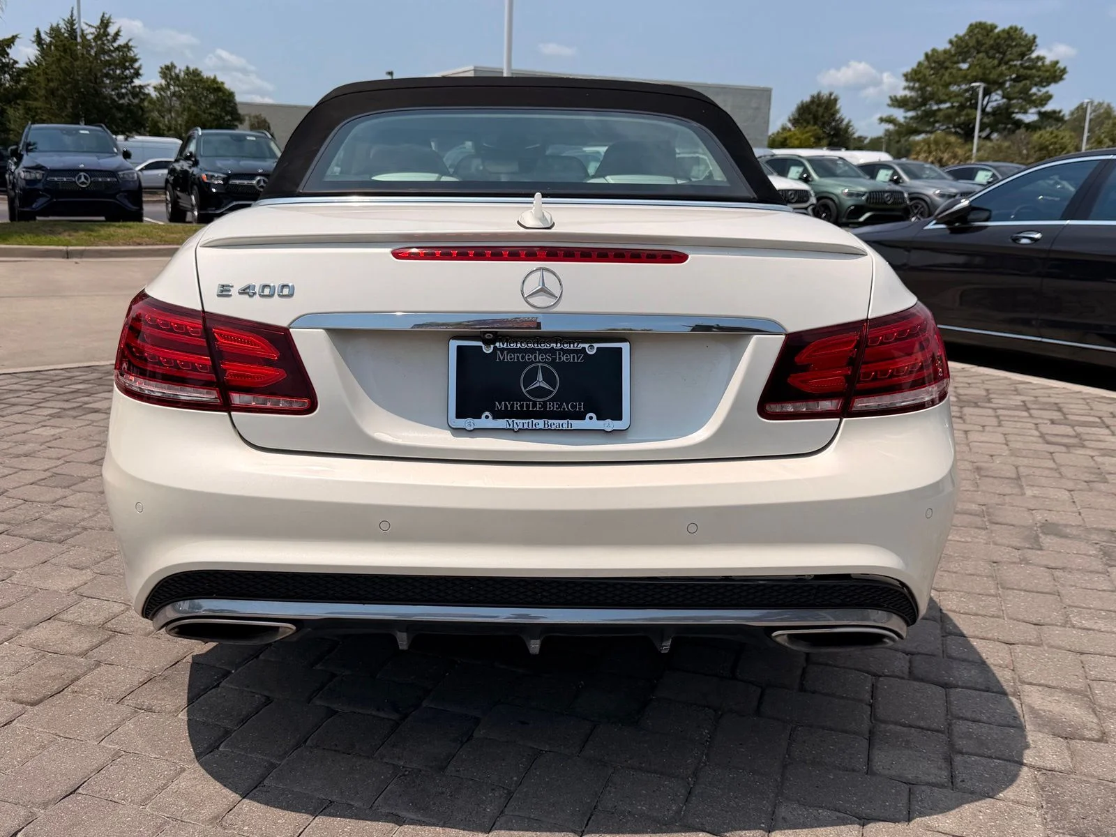 Used 2016 designo Diamond White Metallic Mercedes-Benz E 400 image 8
