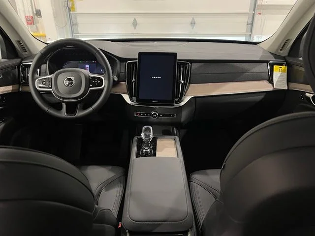 New 2026 Black Volvo B6 Plus 7-Seater image 12