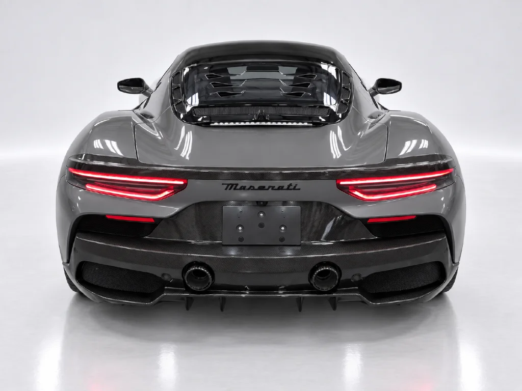 Used 2022 Gray Maserati Base image 5