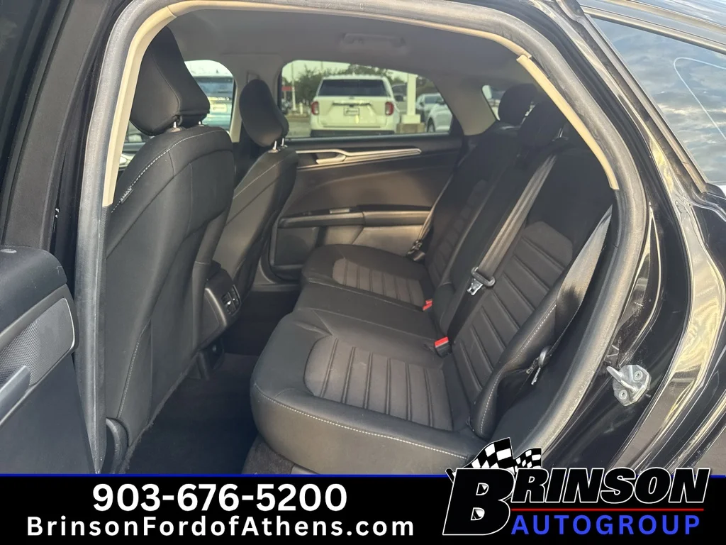 Used 2020 Agate Black Metallic Ford SE image 11