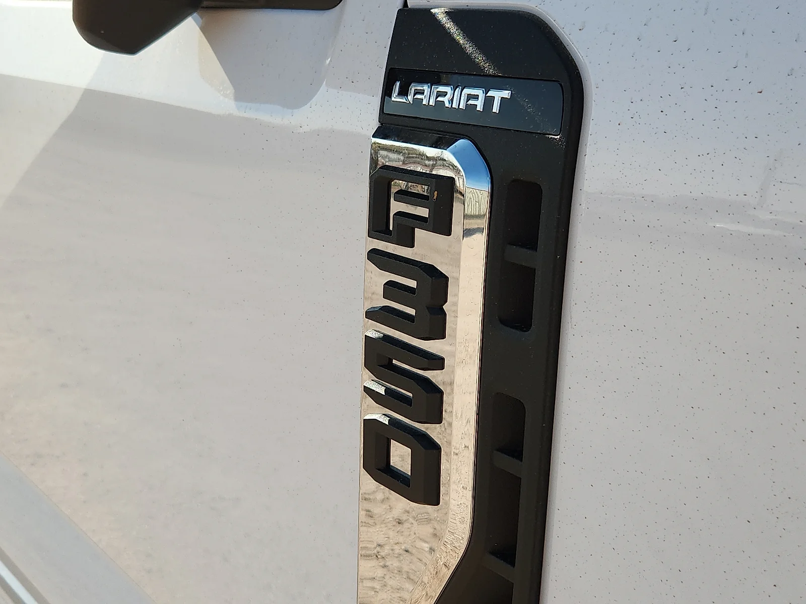 New 2026 Oxford White Ford Lariat image 10