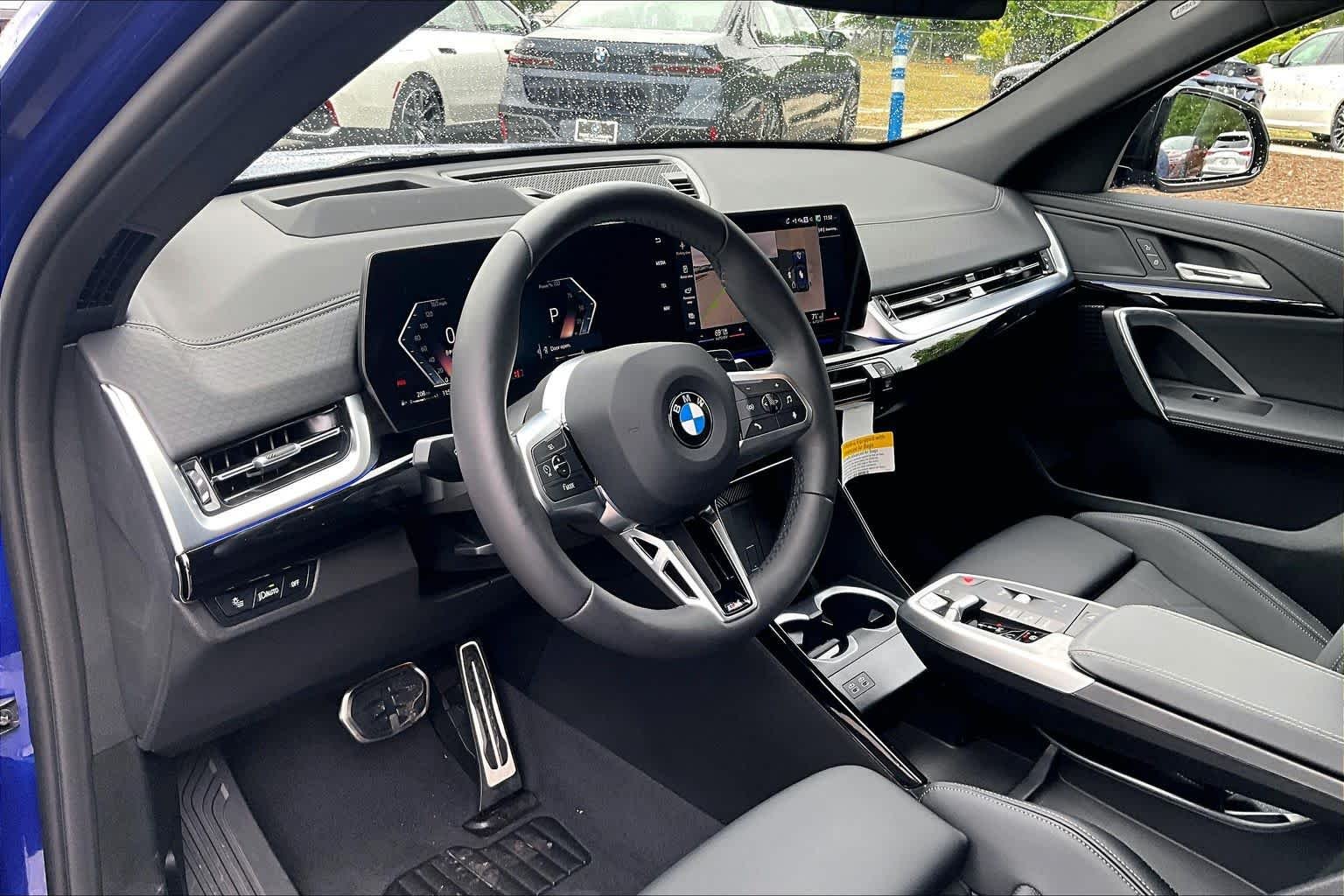 Used 2026 Portimao Blue Metallic BMW xDrive28i image 9