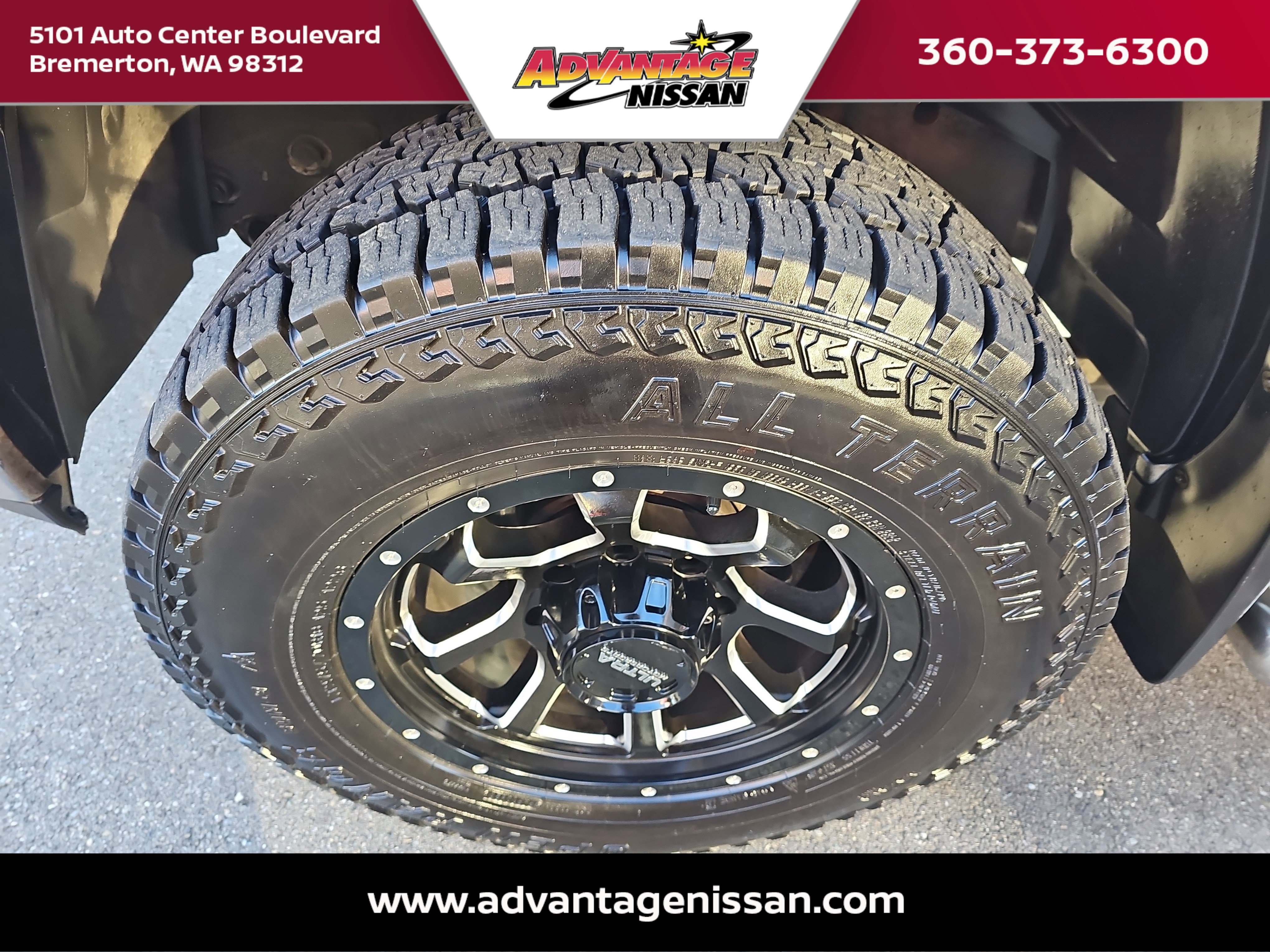 Used 2016 Bright White Clearcoat Ram Laramie image 20