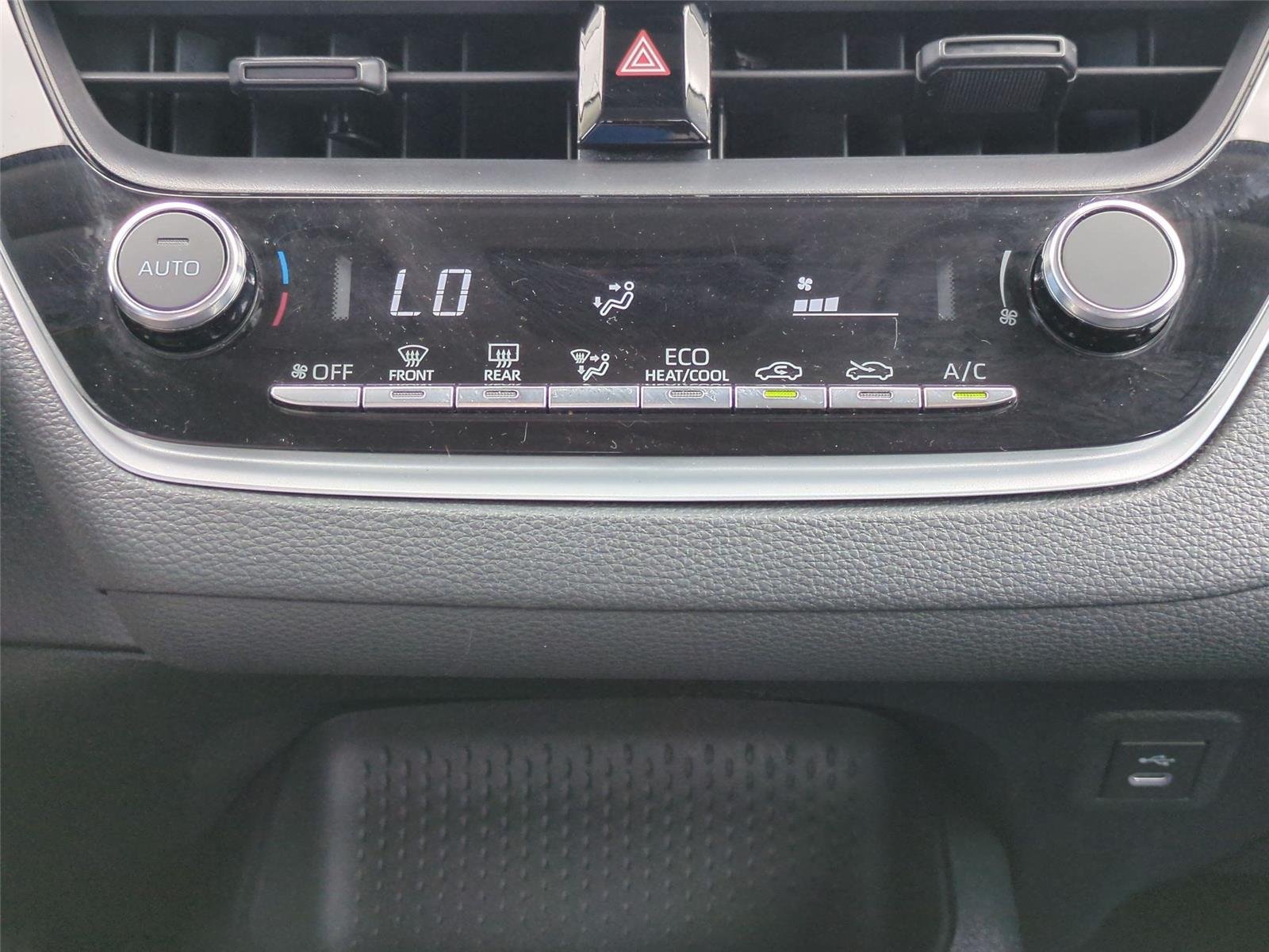 Used 2023 Celestite Toyota LE image 27