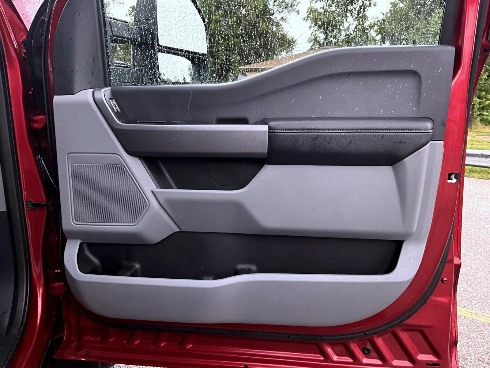 Used 2025 Red Ford XLT image 20