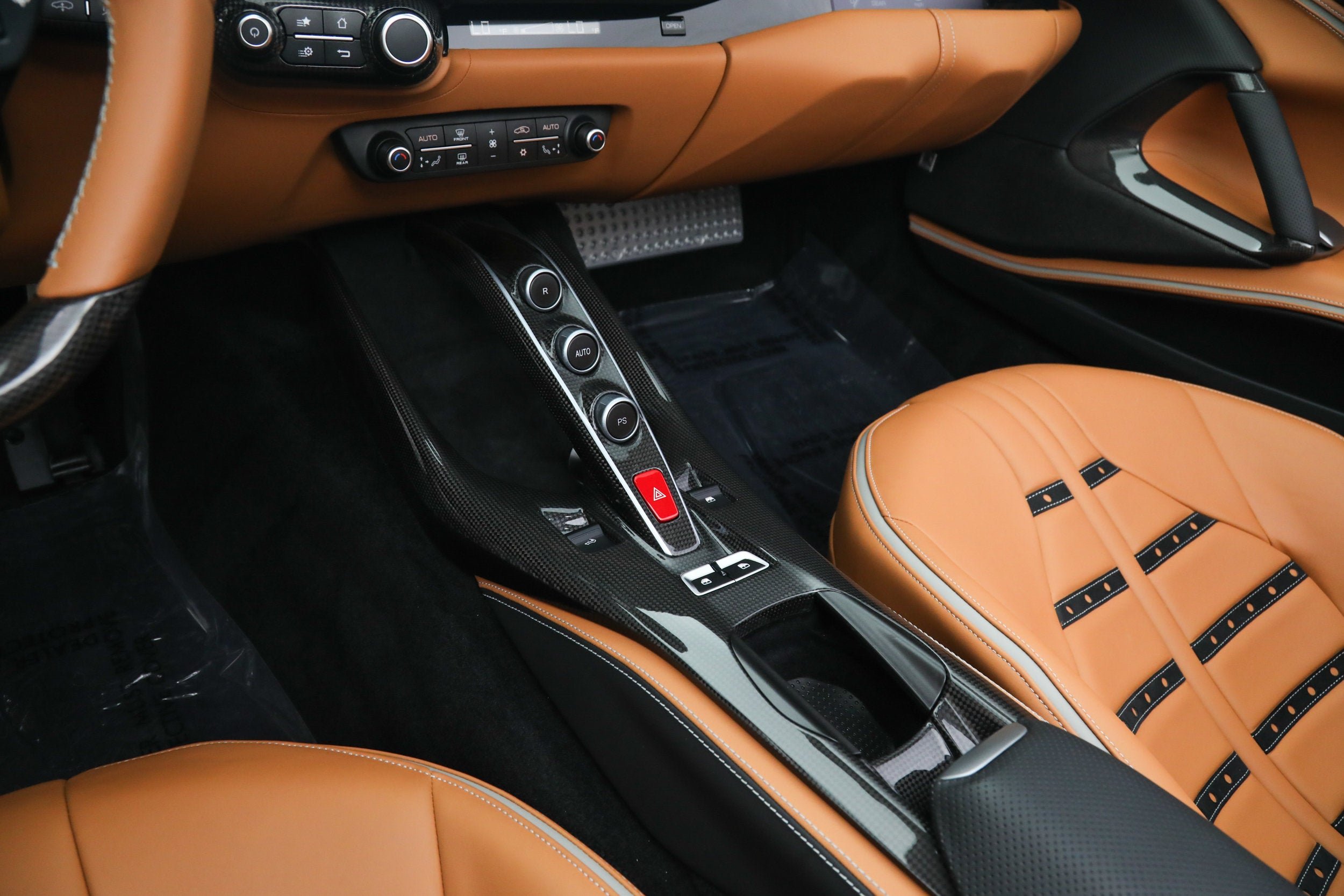 Certified Used 2023 Grigio Titanio Metall Ferrari  image 33