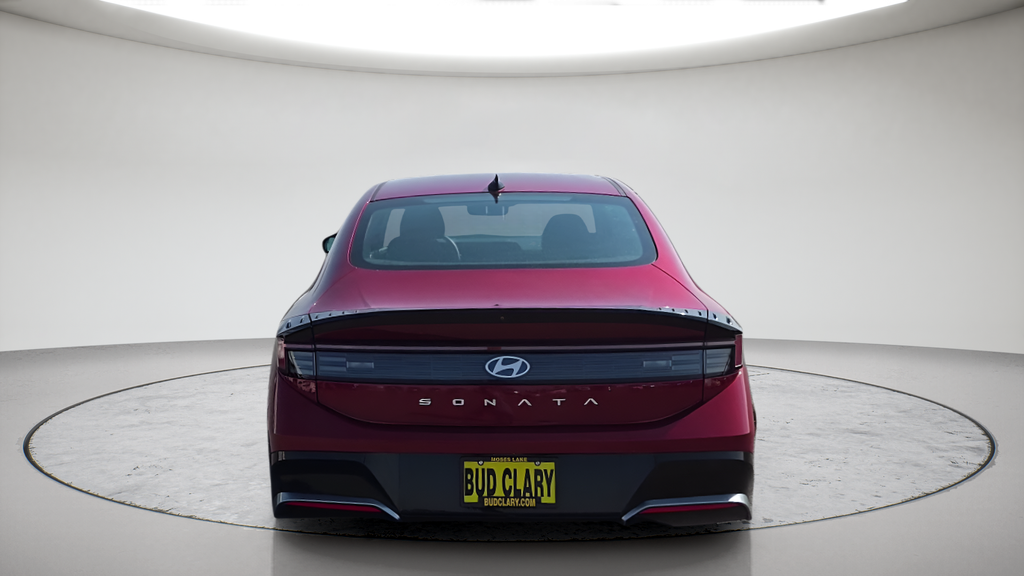 Used 2024 Red Hyundai SEL image 6