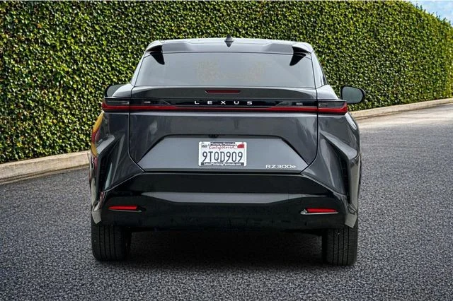 Certified Used 2025 Gray Lexus 300e Base image 5