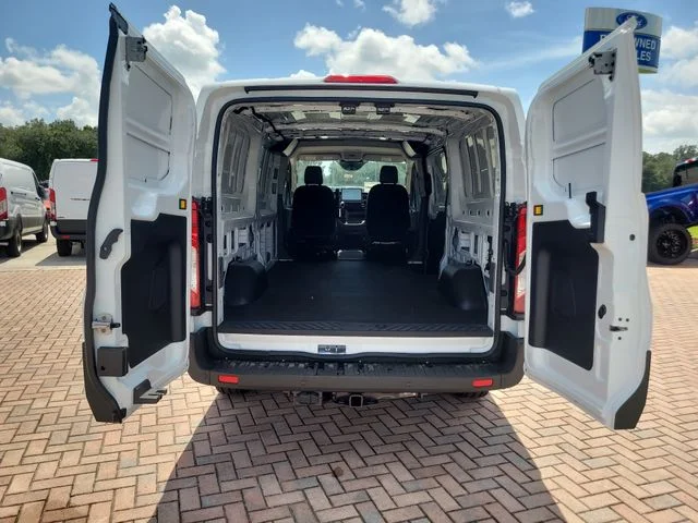 New 2026 Oxford White Ford Base image 10