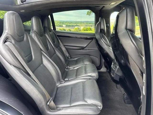 Used 2016 Red Tesla 90D image 12