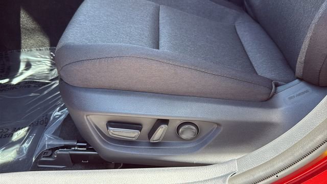 2025 Toyota Camry LE - Photo 21