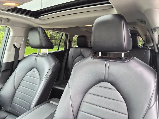 Used 2022 Gray Toyota XLE image 16