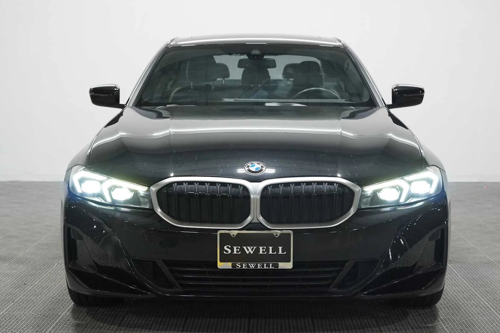 Certified Used 2024 Black Sapphire Metallic BMW 330i image 2