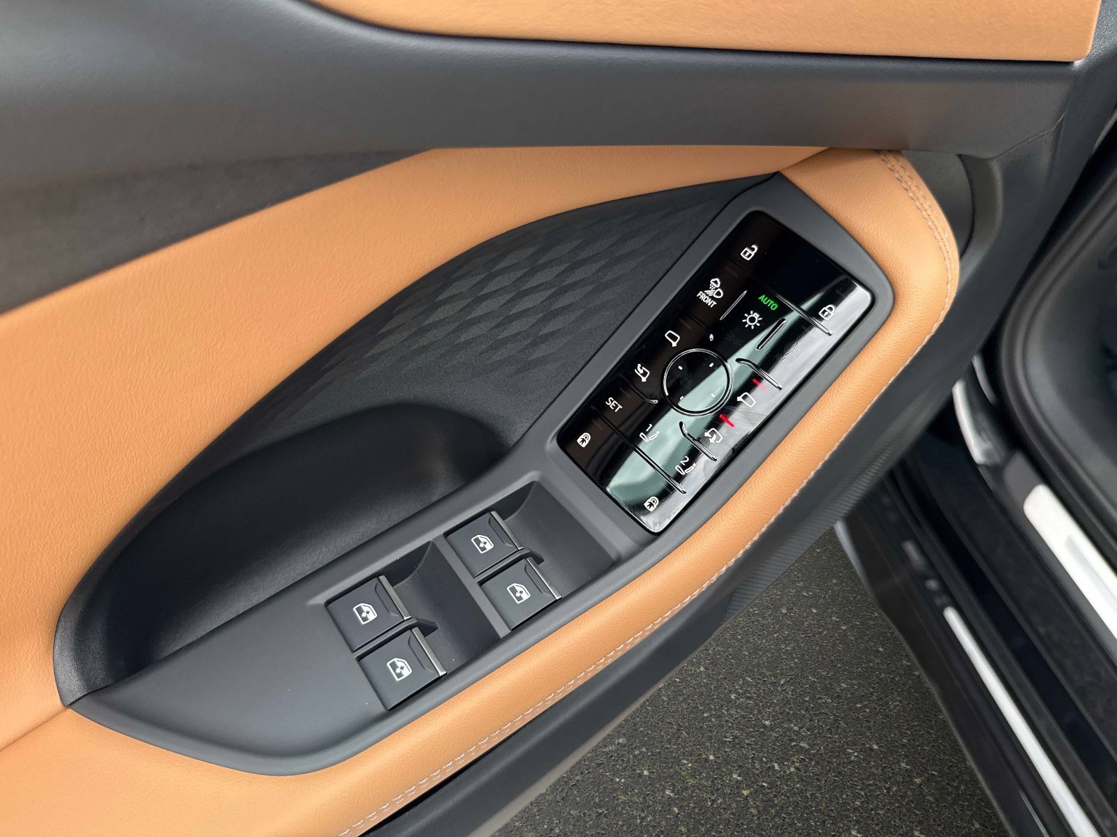 New 2026 Mythos Black Metallic Audi Premium Plus image 17