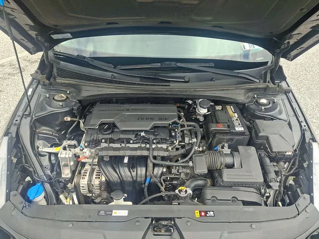 Used 2022 Black Hyundai SEL image 28