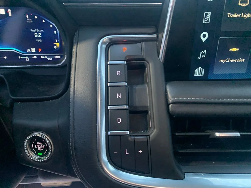 Used 2023 Red Chevrolet Z71 image 27