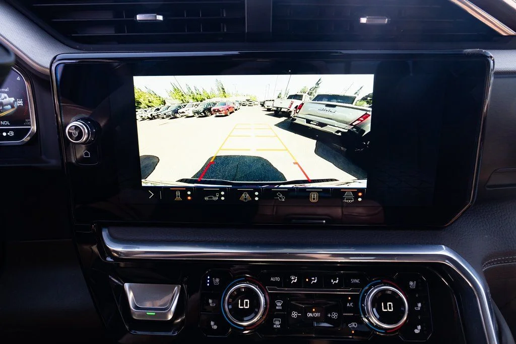 Used 2025 White GMC Denali image 15