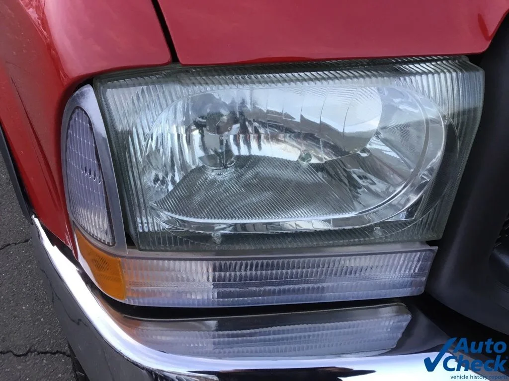 2004 Ford F-350 Super Duty XLT - Photo 21