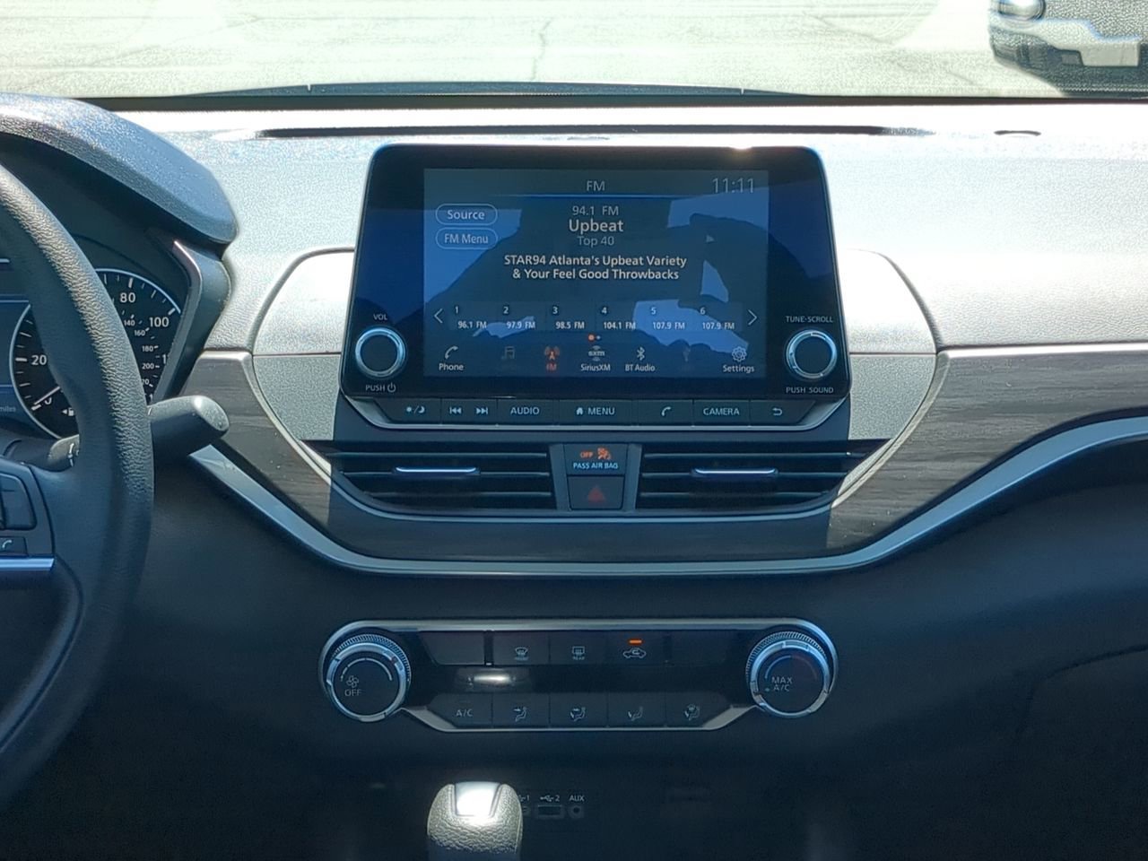 2025 Nissan Altima SV - Photo 15