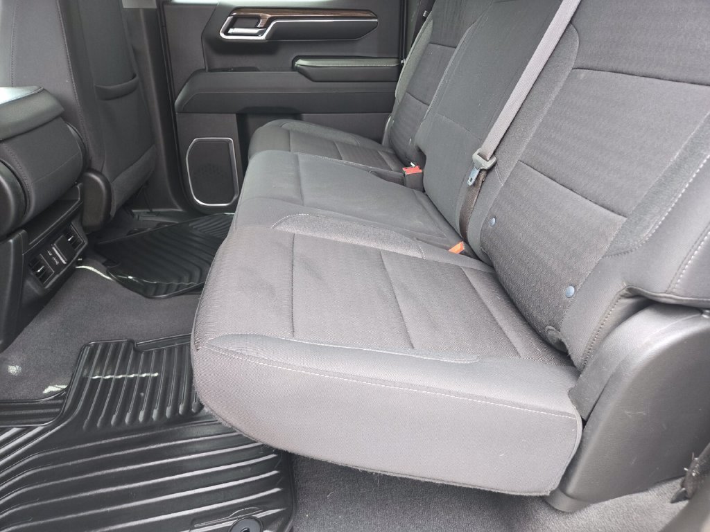2023 Chevrolet Silverado 1500 LT - Photo 11