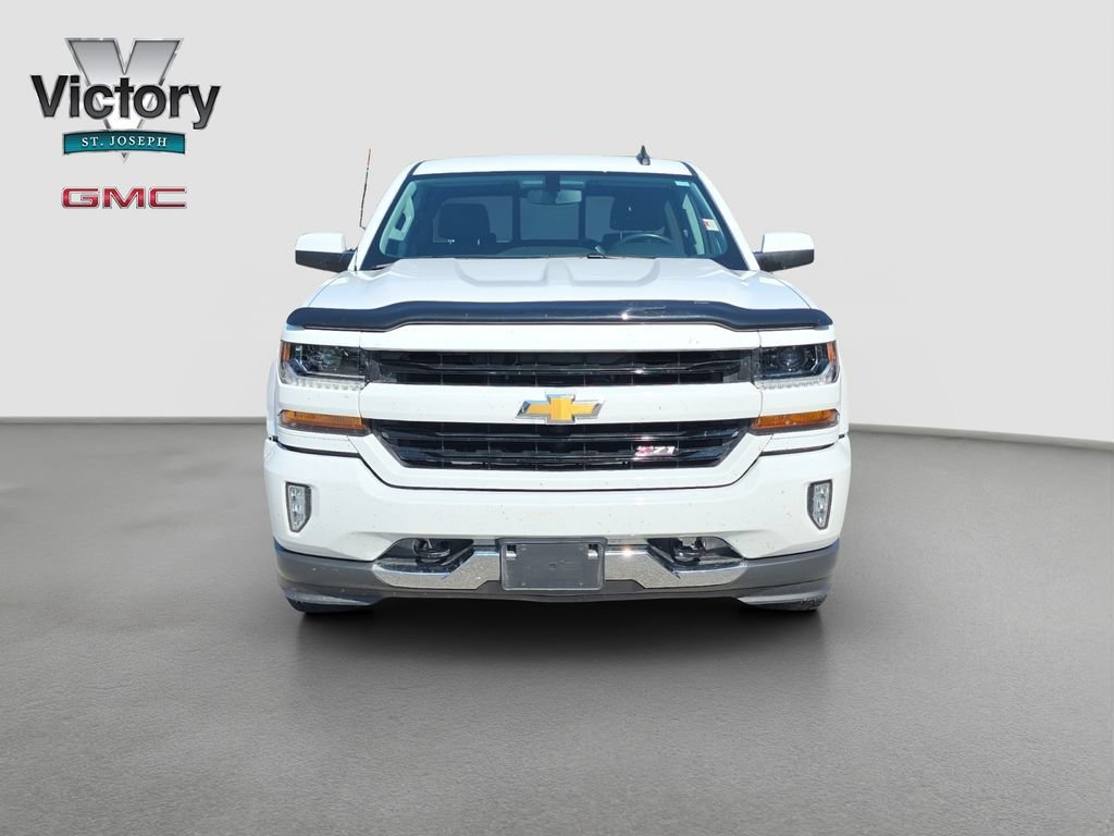Used 2017 Chevrolet Silverado 1500 LT Z71 with VIN 3GCUKREC5HG391088 for sale in Kansas City