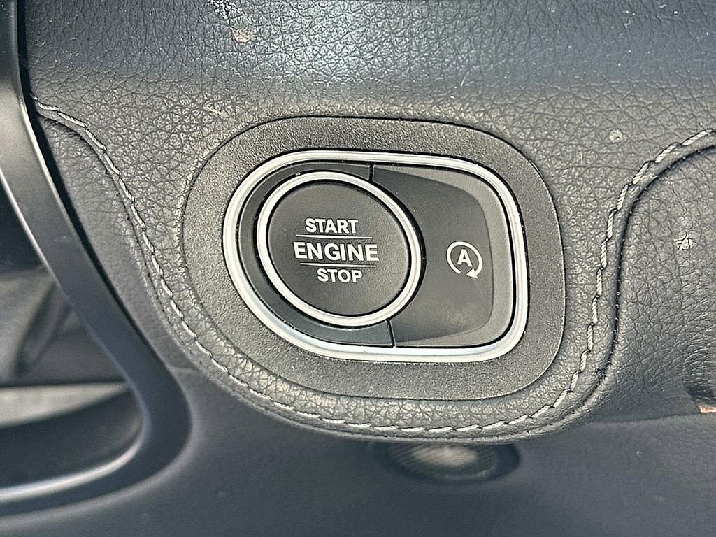 Certified Used 2024 Cirrus Silver Metallic Mercedes-Benz GLE 450 image 39
