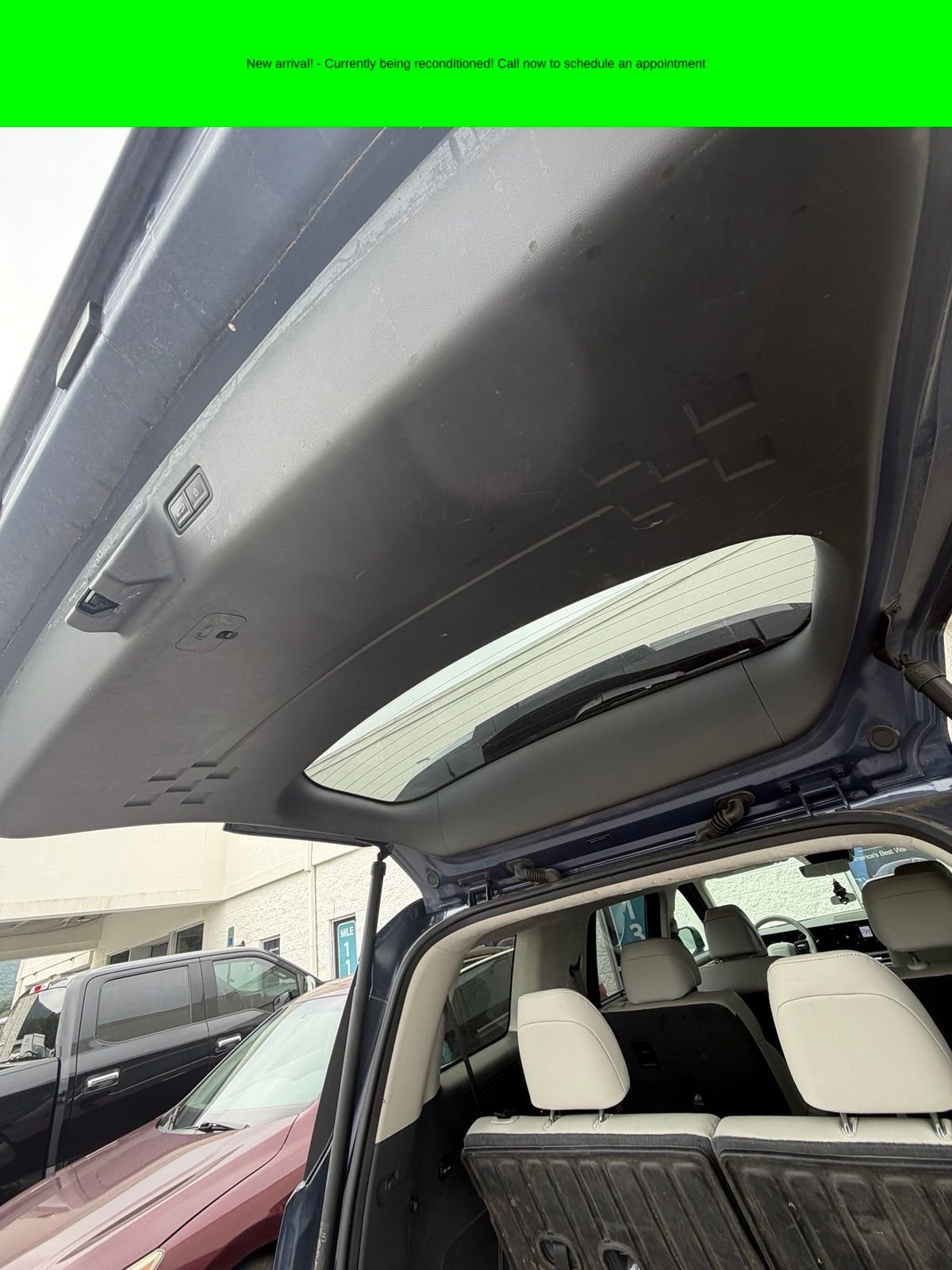 Used 2025 Blue Hyundai Calligraphy image 9