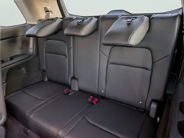 New 2026 Boulder Gray Pearl Nissan Platinum image 14