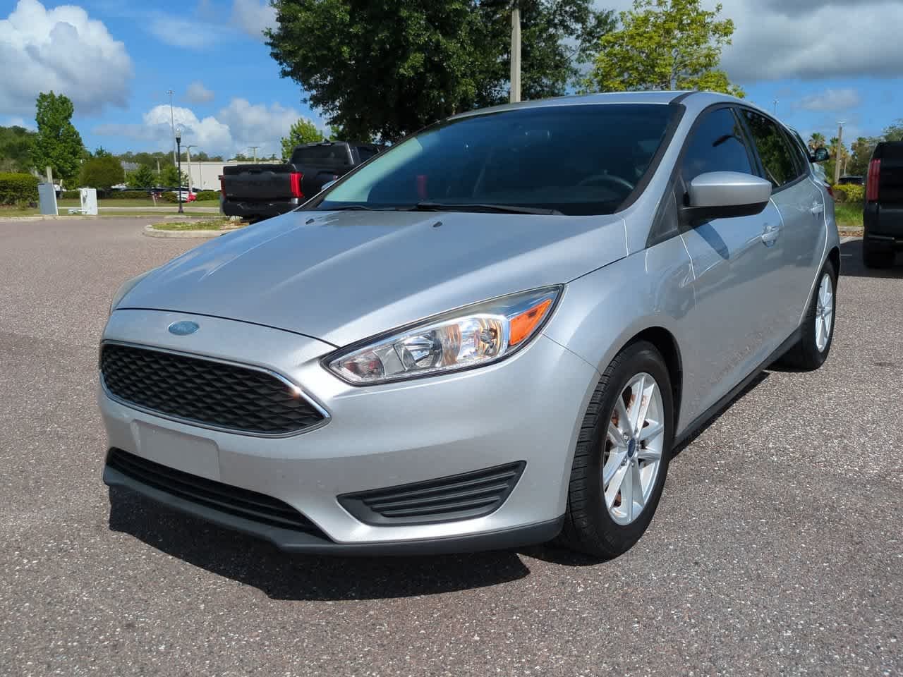 Used 2018 Ford Focus SE with VIN 1FADP3K26JL319521 for sale in Wesley Chapel, FL