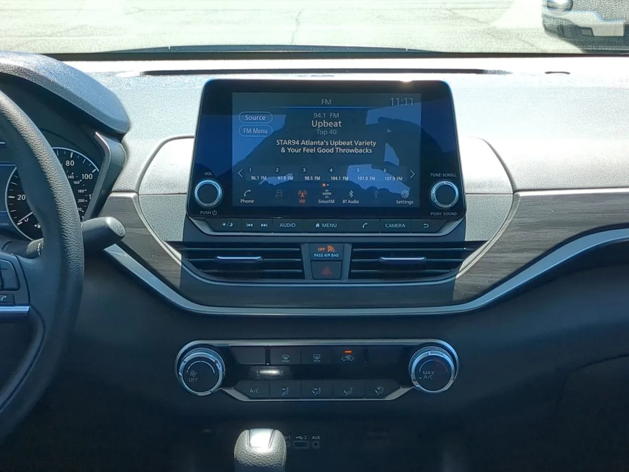 2025 Nissan Altima SV - Photo 15
