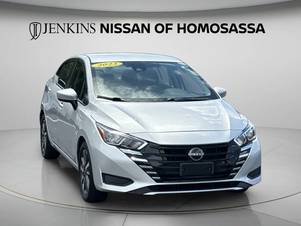 Used 2023 Silver Nissan 1.6 SV image 2