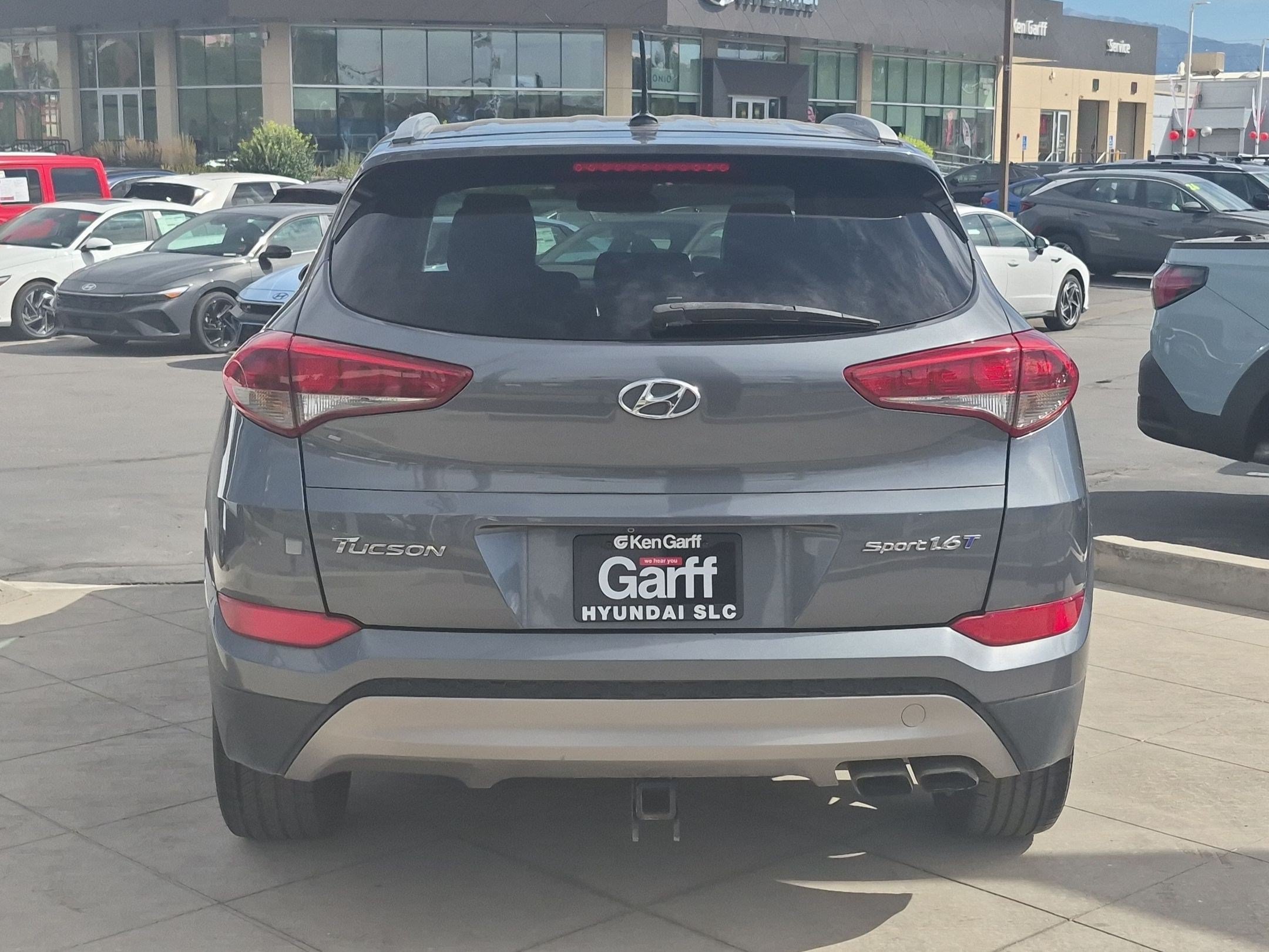 Used 2017 Coliseum Gray Hyundai Sport image 4