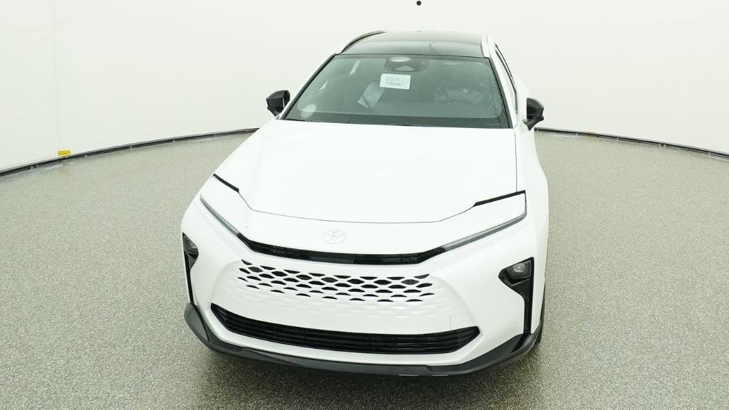 New 2026 Oxygen White Toyota Limited image 7
