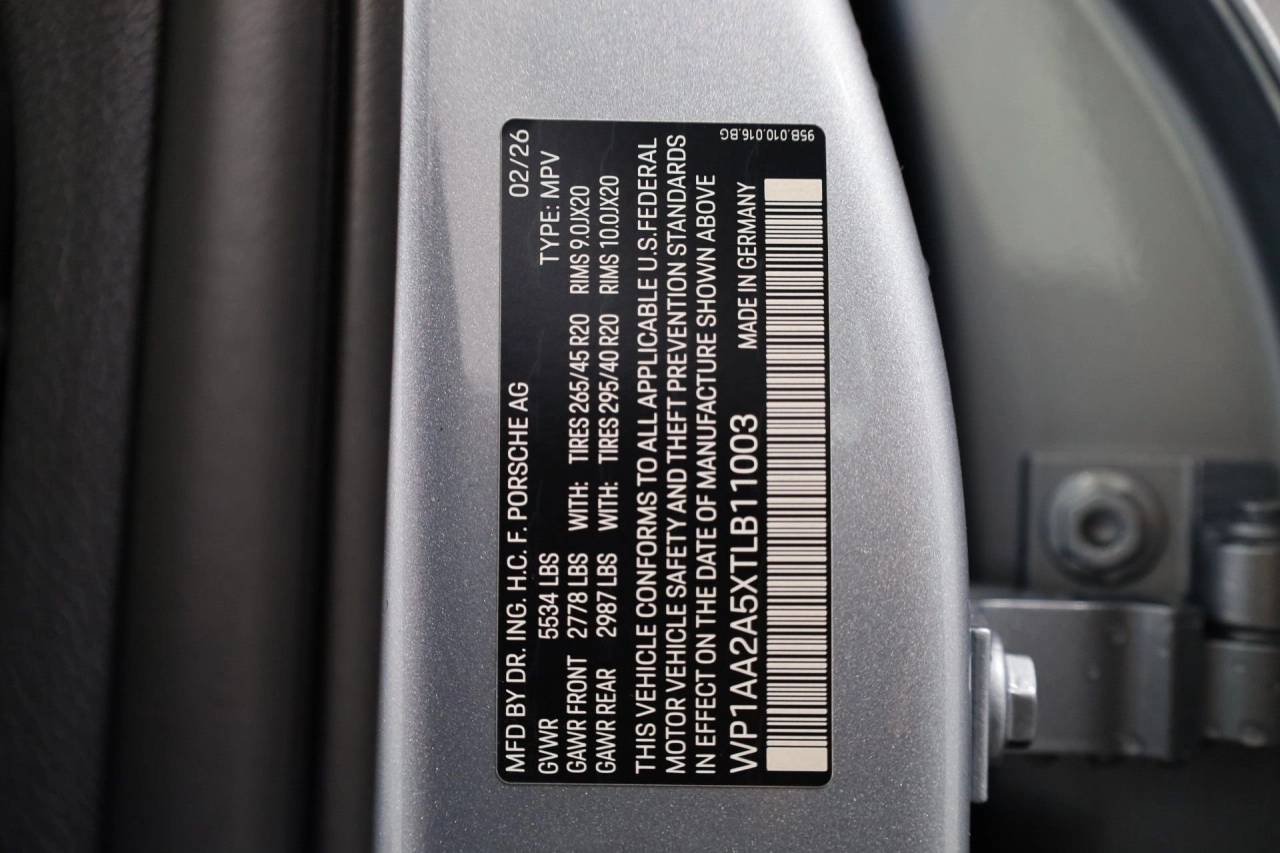 2026 Porsche Macan T - Photo 44