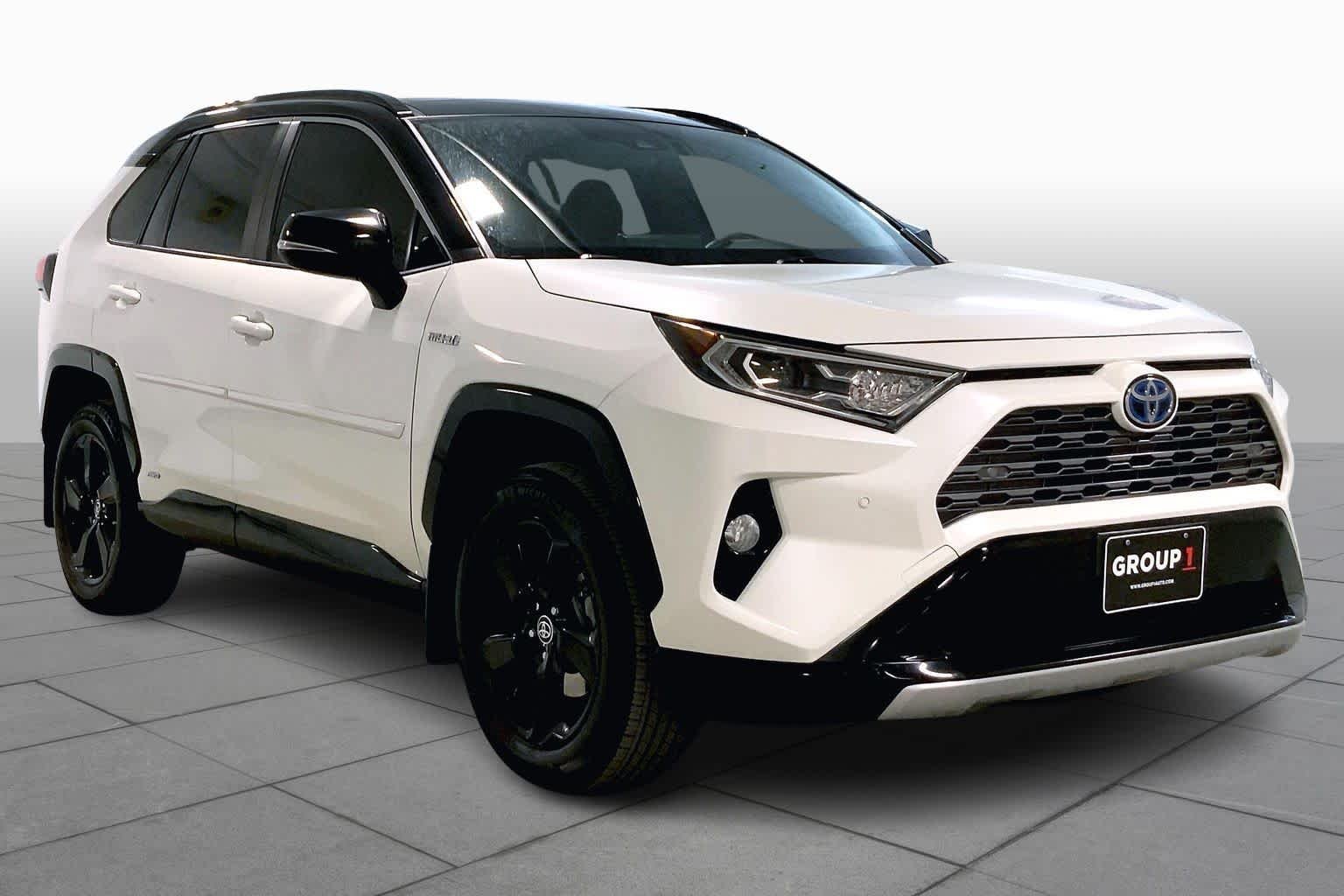 Used 2020 Toyota RAV4 XSE with VIN JTME6RFV0LD503116 for sale in Kansas City