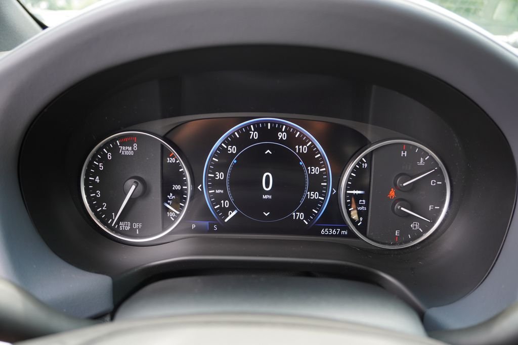 Used 2022 Summit White Buick Premium Group image 38