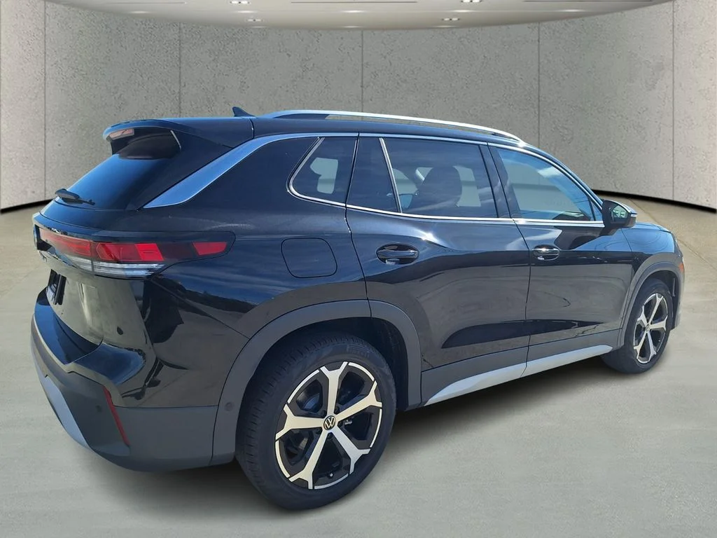 New 2026 Black Volkswagen 2.0T SE image 4