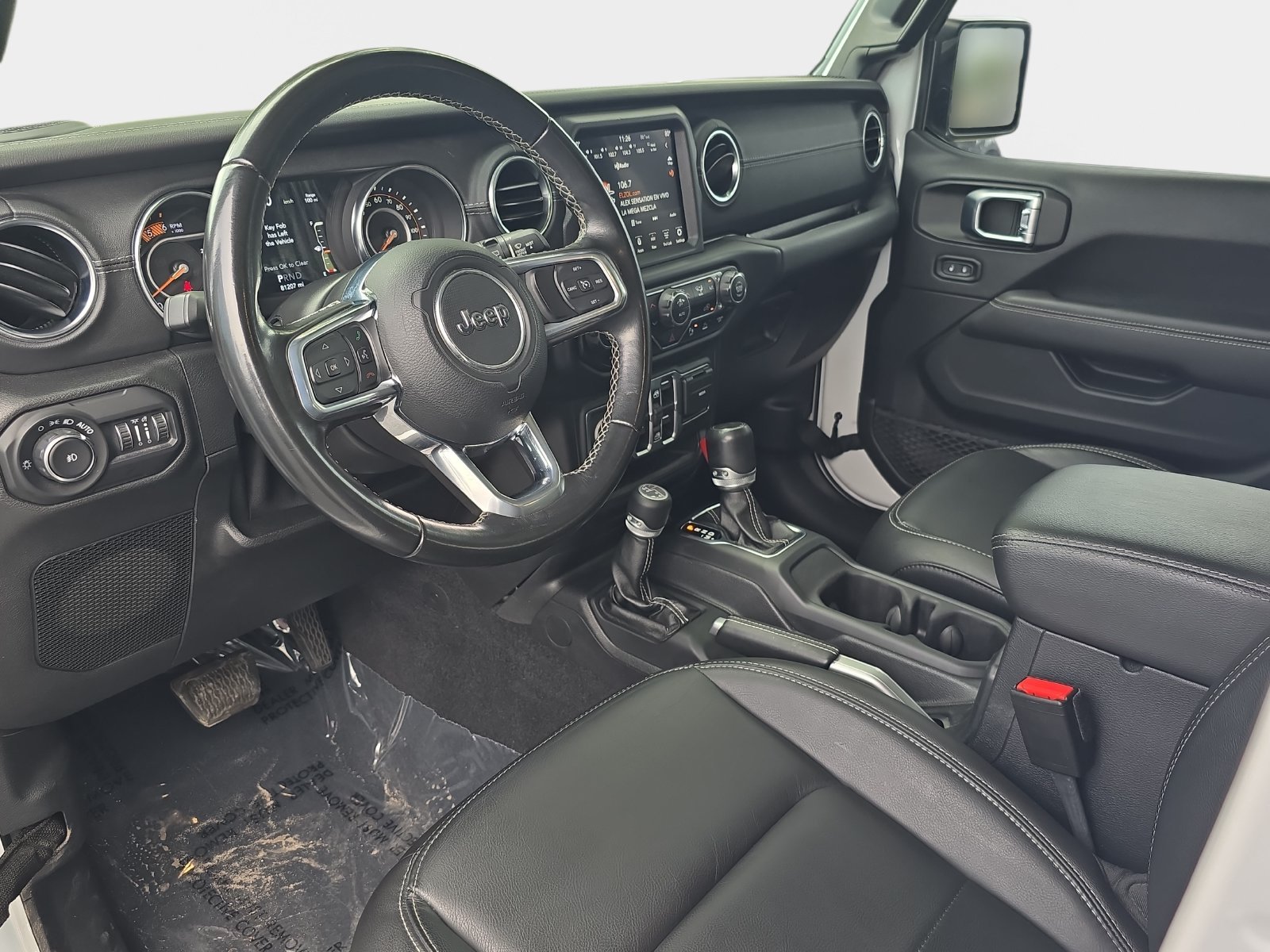 Used 2021 White Jeep Unlimited Sahara image 20