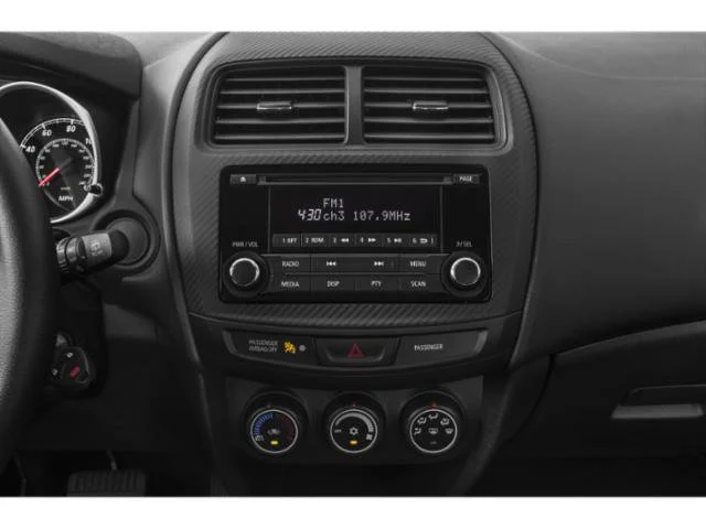 Used 2015  Mitsubishi 2.4 ES image 9