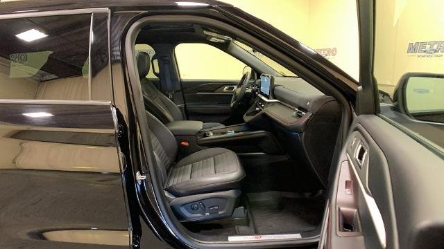 Certified Used 2025 Black Metallic Ford ST-Line image 64