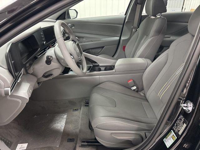 New 2026 Black Hyundai SEL Sport image 6