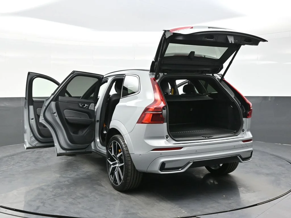 New 2026 Vapour Grey Volvo T8 Polestar Engineered image 44