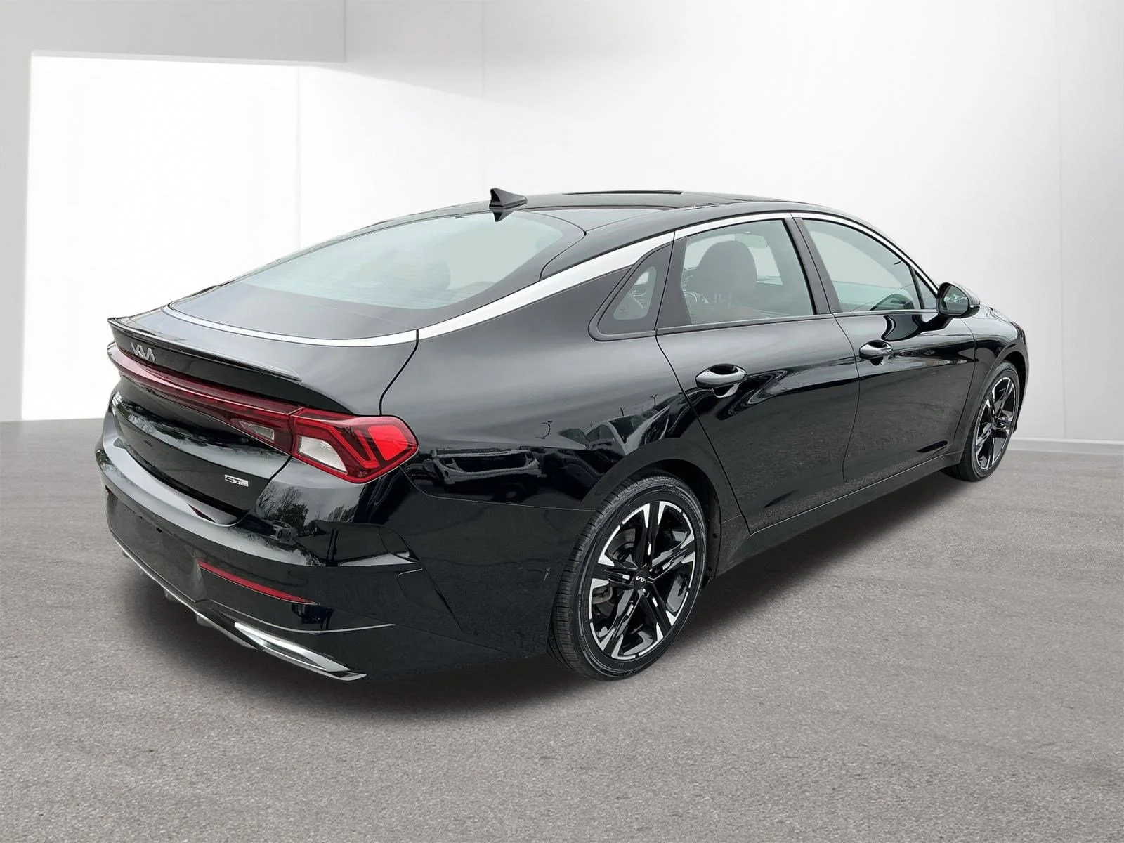 Used 2024 Ebony Black Kia GT-Line image 15