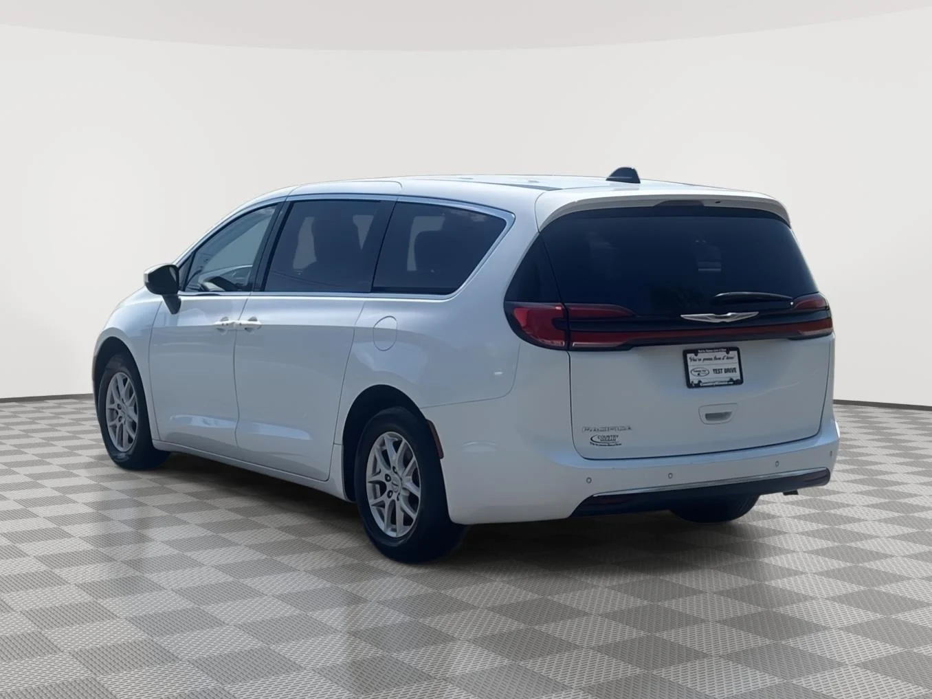 Used 2023 Bright White Clearcoat Chrysler Touring L image 7
