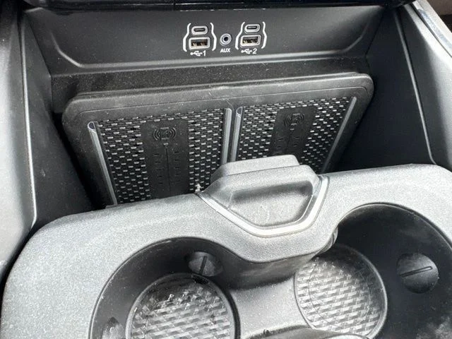 Used 2025 White Ram Laramie image 21