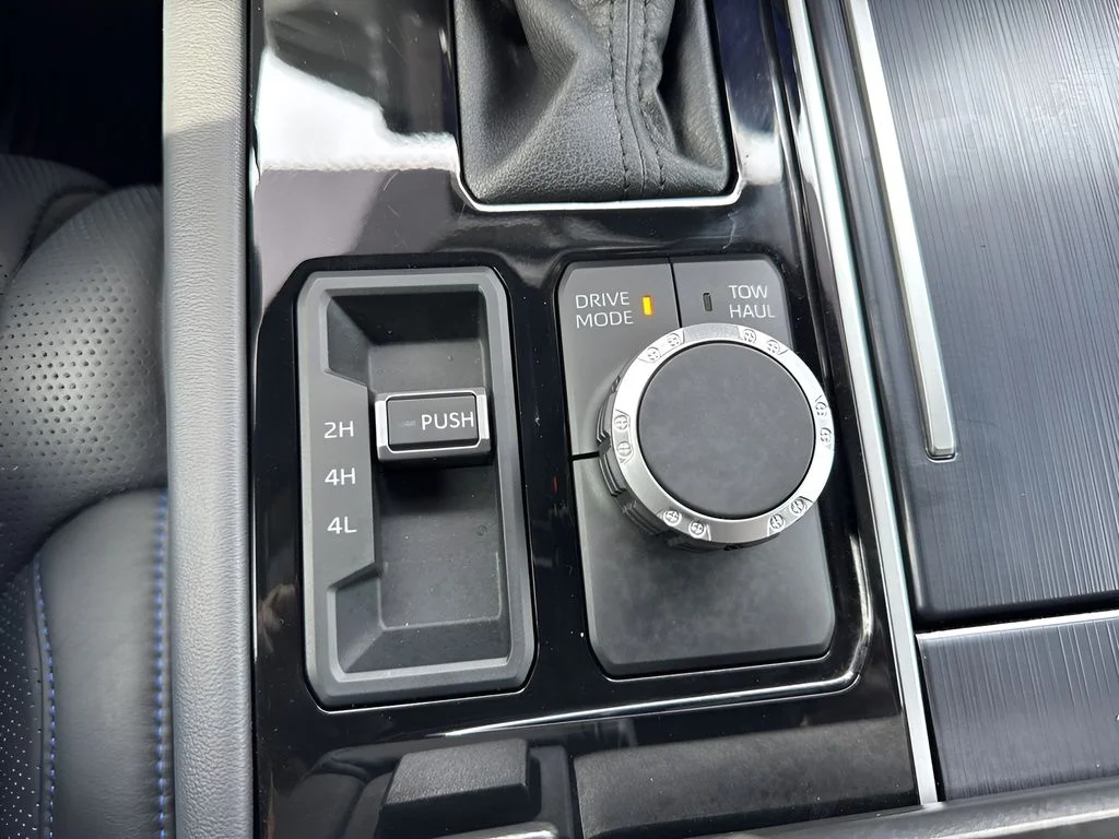 Used 2025 Black Toyota Platinum image 25